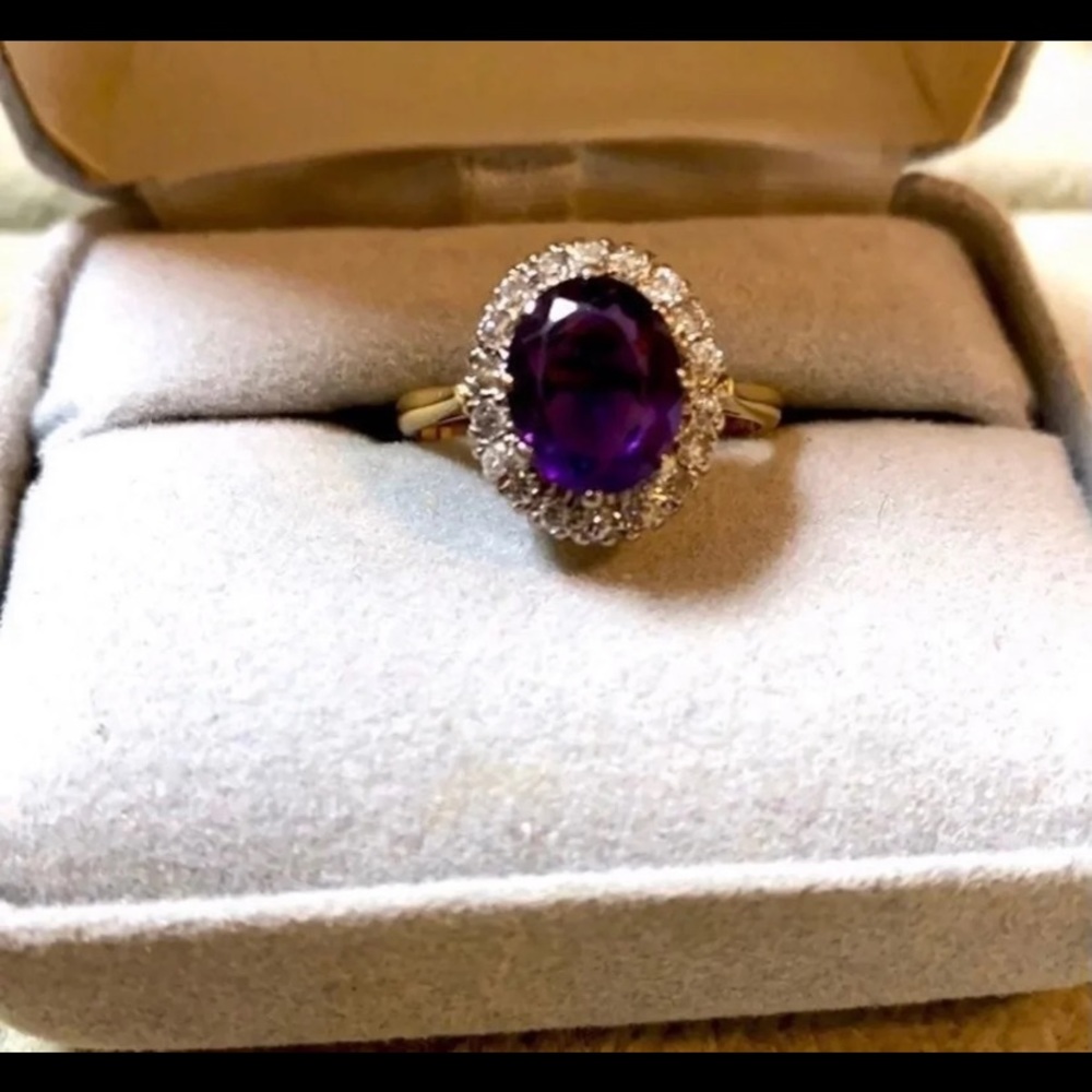 18KT Gold Amethyst and Diamond ring